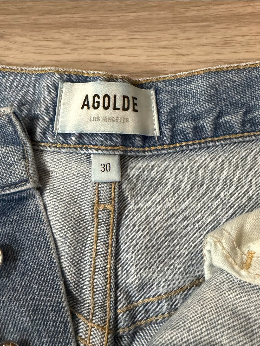 AGOLDIE, 90's Mid Rise Loose Fit Distressed Denim Shorts | Women's 30 - Picture 3 of 10